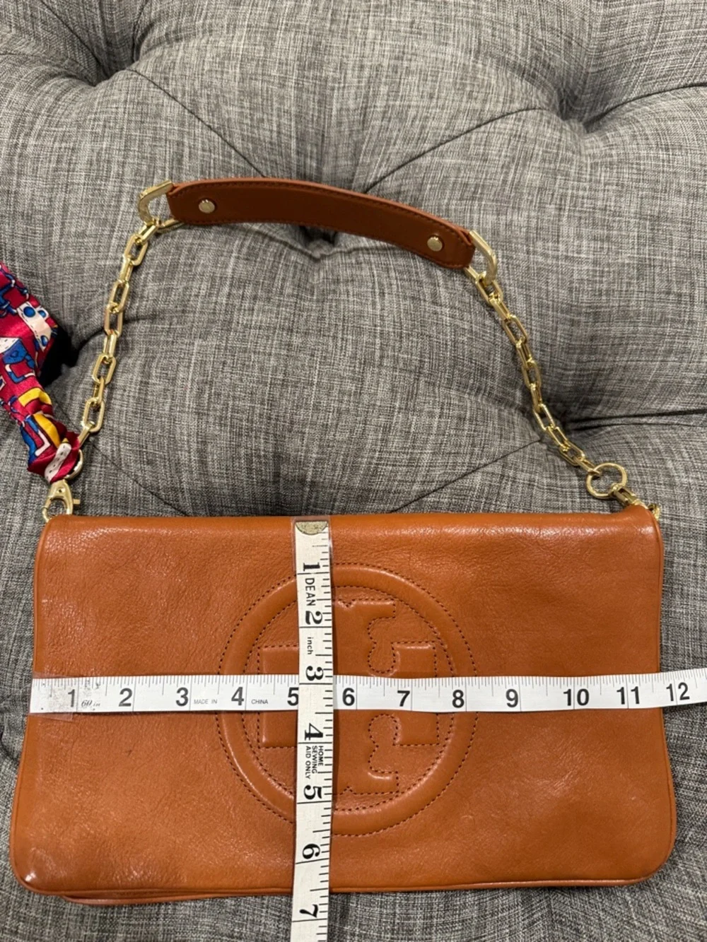Tory Burch Bag Bombe Reva Brown Leather Logo Shoulder Bag Clutch with Gold Chain - Picture 15 of 17